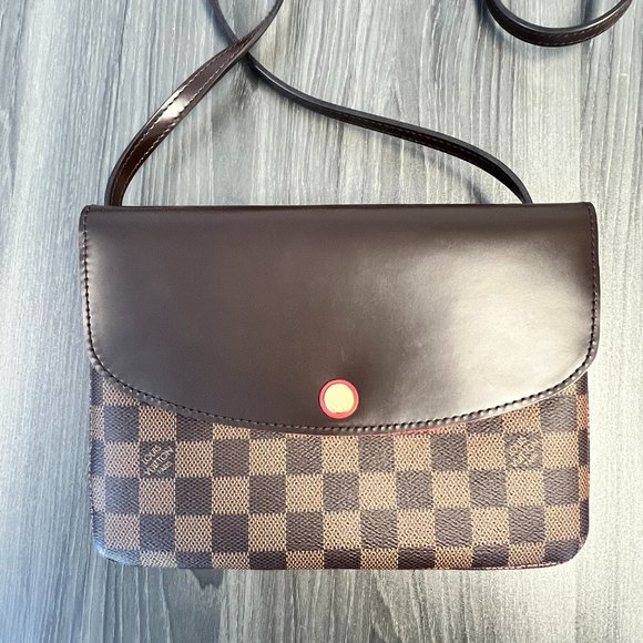 Louis Vuitton crossbody bag - Picture 8 of 8